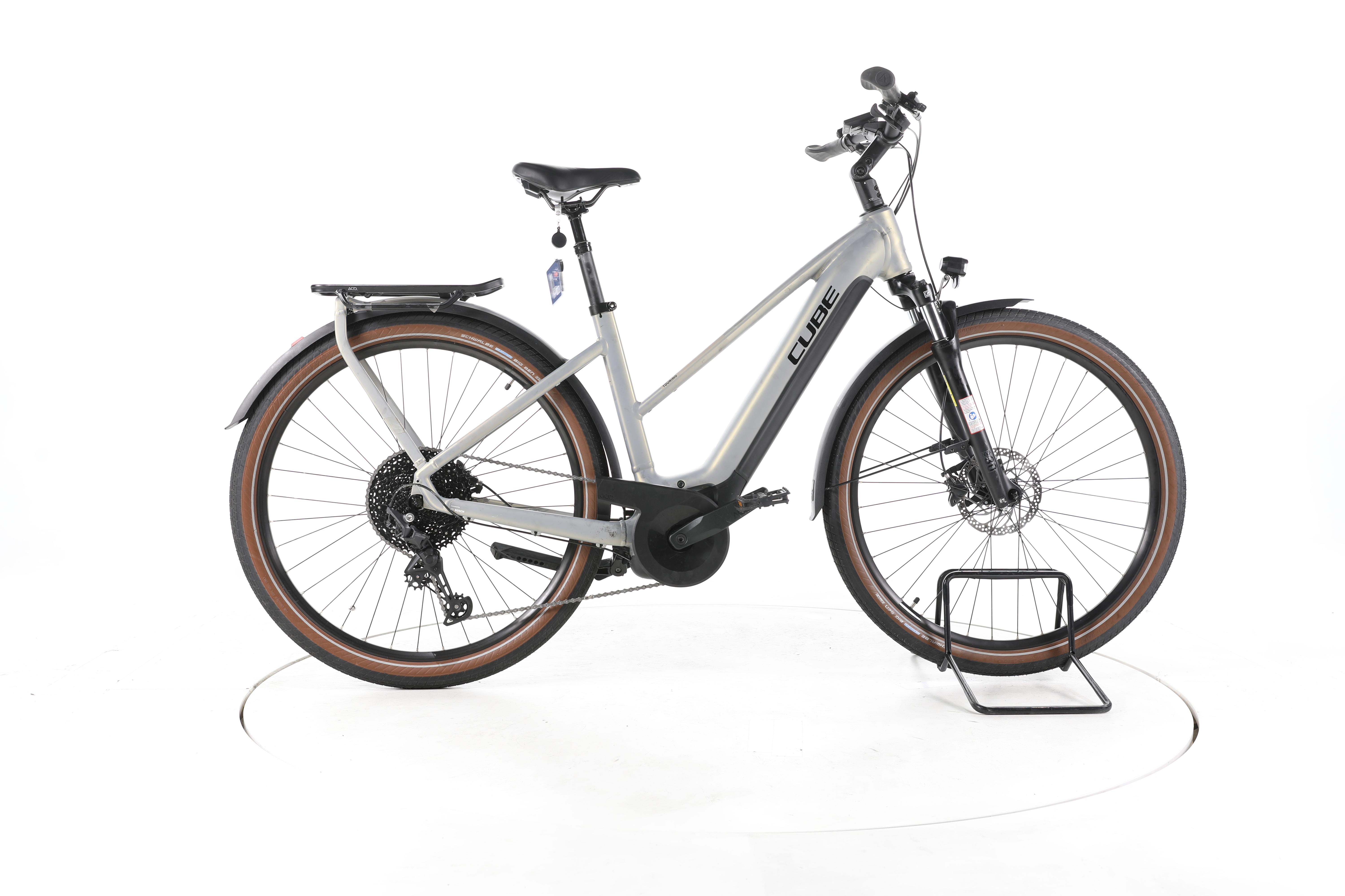 Cube Touring Hybrid Pro Vélo électrique de trekking Bosch Batterie 625Wh 28" Pro
