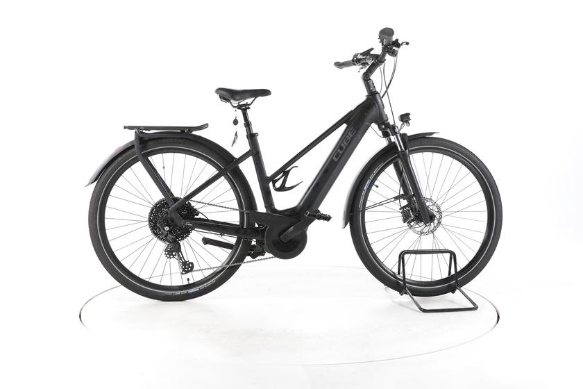 Cube Touring Hybrid Pro Trekking E-Bike - 161-170cm