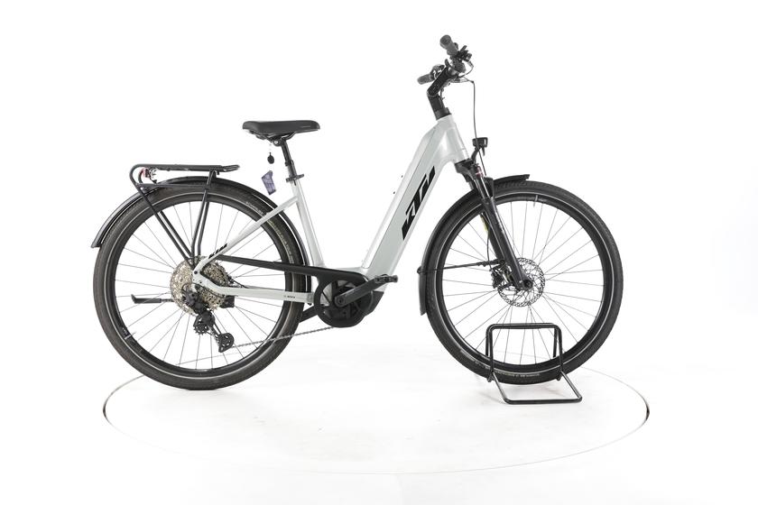 KTM Macina Ultimate Pro Trekking E-Bike Tiefeinsteiger - 165-169cm