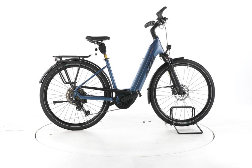 KTM Cento 10 Plus Trekking E-Bike Tiefeinsteiger 2025 - 165-169cm
