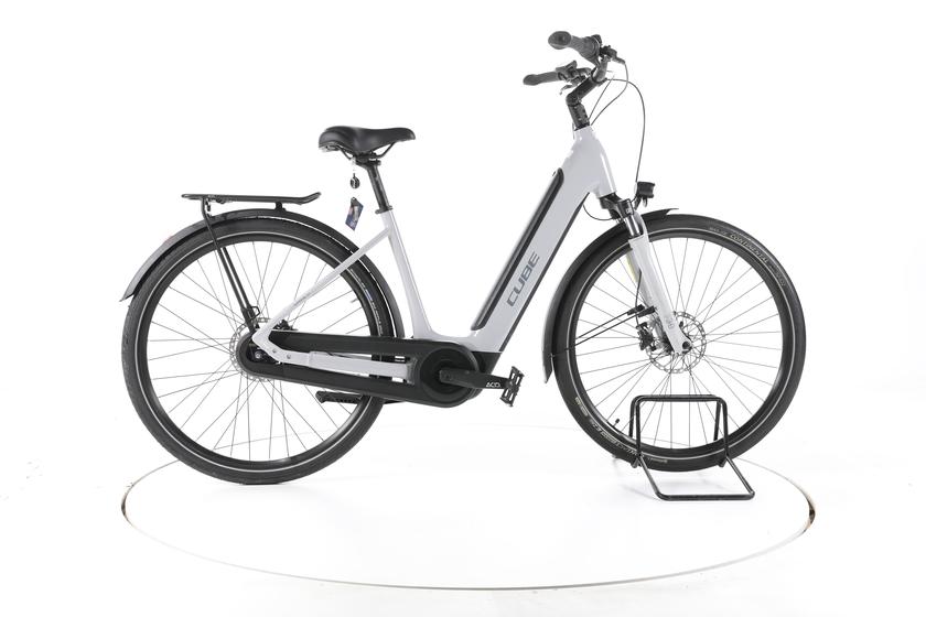 Cube Supreme Hybrid ONE Stads E-bike Lage instap