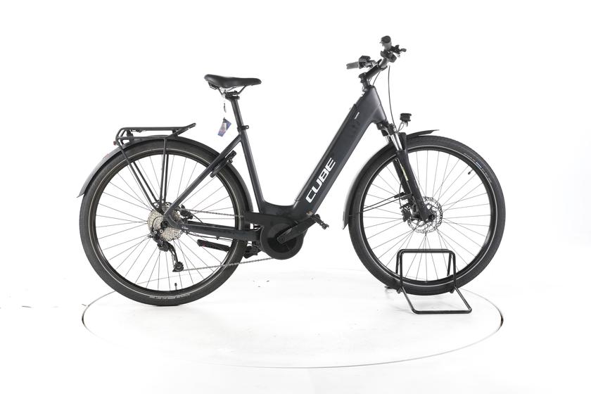 Cube Touring Hybrid ONE Vélo Électrique de Trekking Cadre bas