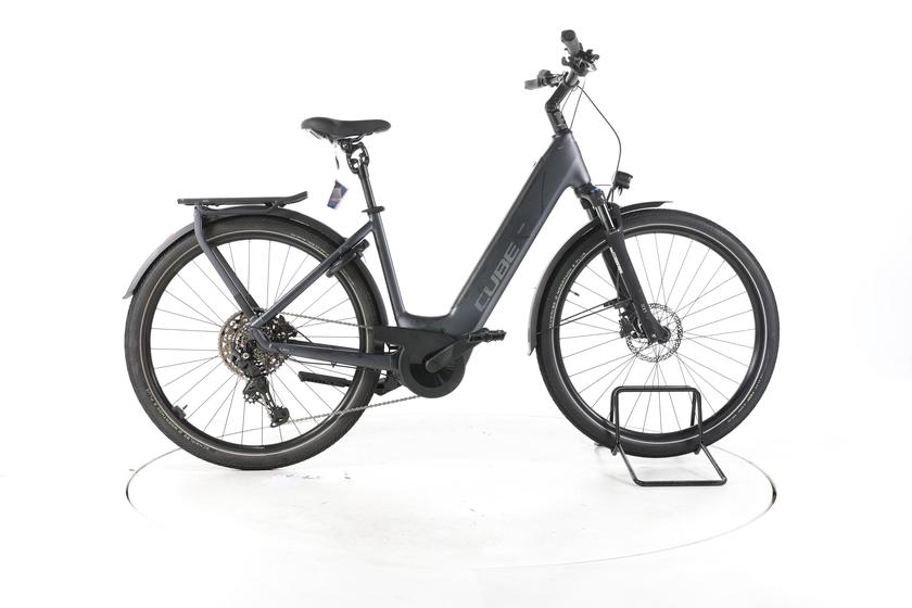 Cube Touring Pro Trekking E-Bike Tiefeinsteiger 2024 - 160-172cm