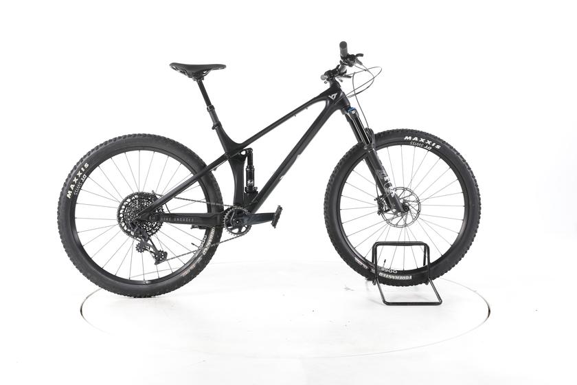 YT Izzo Core 1 VTT tout suspendu