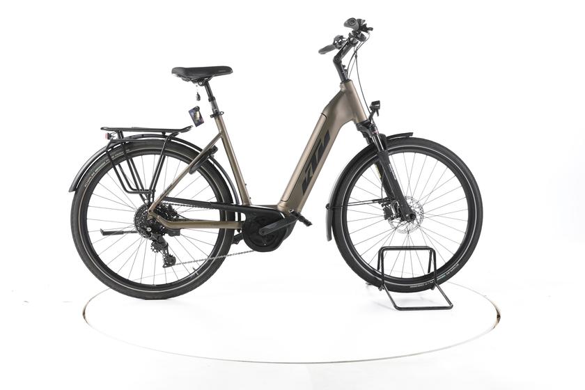 KTM Macina Tour P510 Vélo Électrique de Trekking Cadre bas 2024