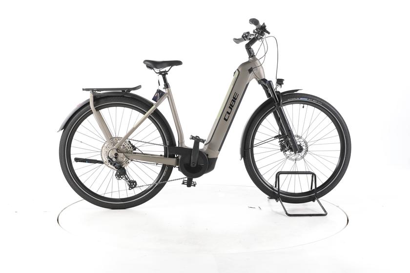 Cube Kathmandu Hybrid Pro Trekking E-Bike Tiefeinsteiger - 172-179cm