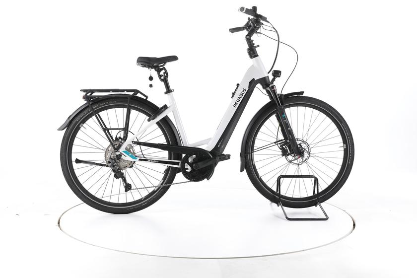 Pegasus Premio Evo Lite Comfort Vélo Électrique de Trekking Cadre bas