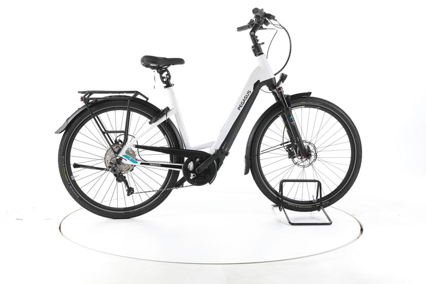 Pegasus Premio Evo Lite Comfort Trekking E-bike Lage instap