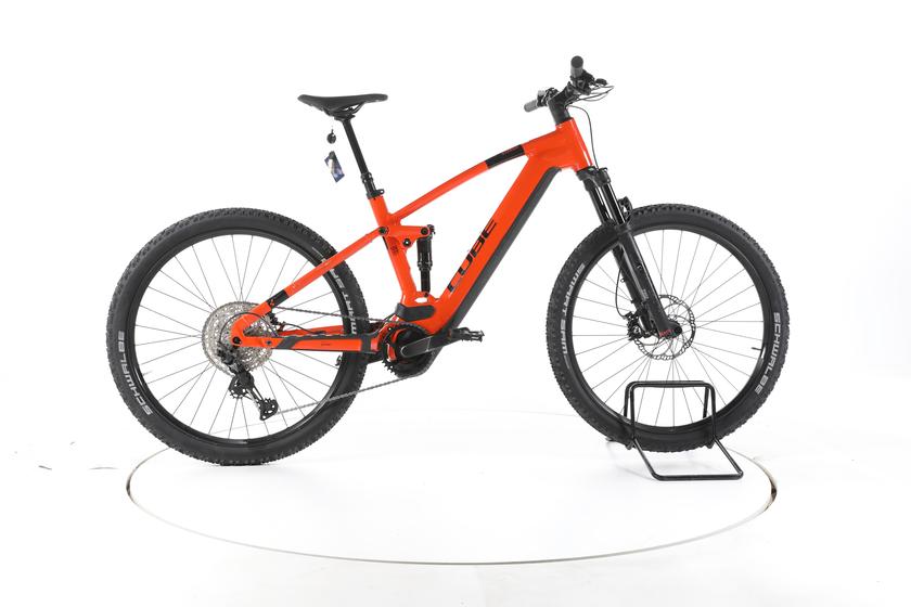 Cube Stereo Hybrid 120 Race  Fully