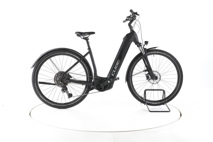 Cube Nuride Hybrid Pro Allroad Trekking E-bike Lage instap 2024