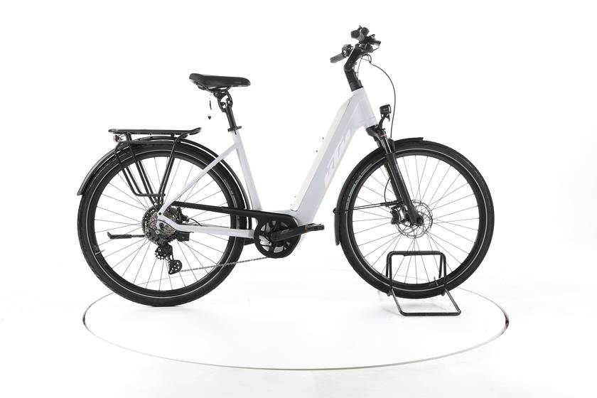 KTM Macina Style Pro Trekking E-bike Lage instap