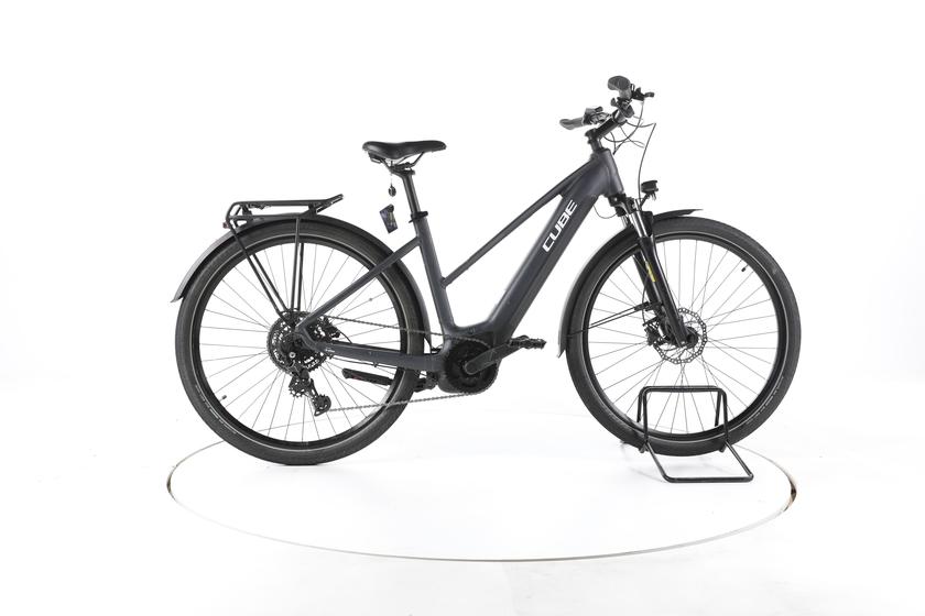 Cube Touring Hybrid ONE Trekking E-Bike 2024 - 161-170cm