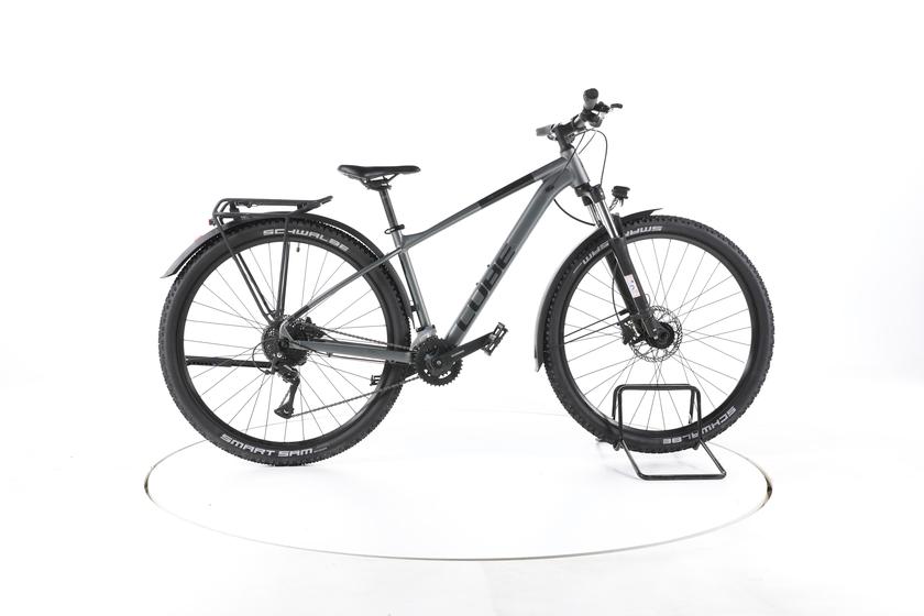 Cube Aim Race Allroad City- en trekkingfiets