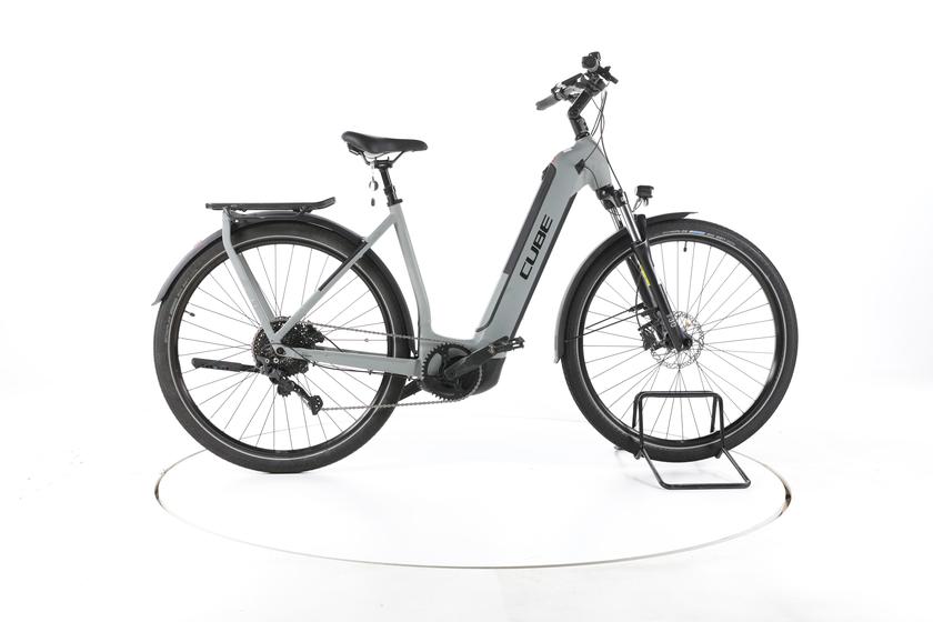 Cube Kathmandu Hybrid ONE Trekking E-Bike Tiefeinsteiger - 171-178cm