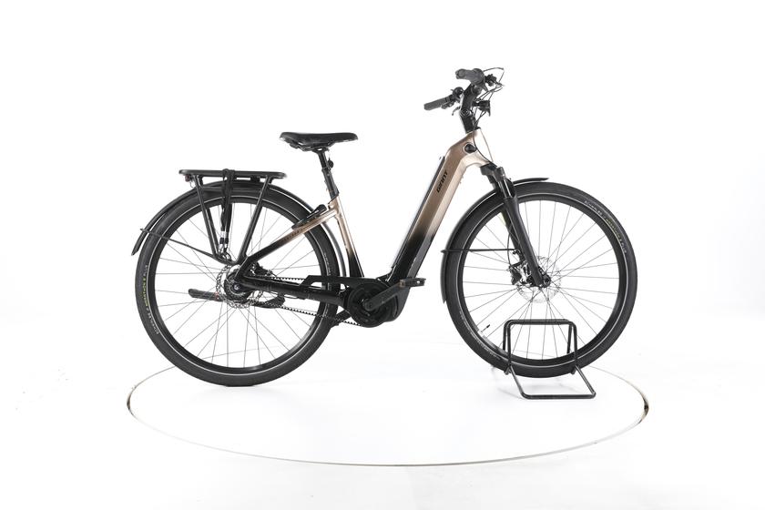 Giant Anytour E+ 3 City E-Bike Tiefeinsteiger 2024 - 160-170cm