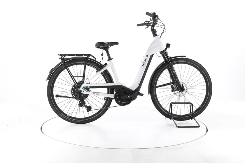 Pegasus Premio Evo 11 Lite Trekking E-bike Lage instap