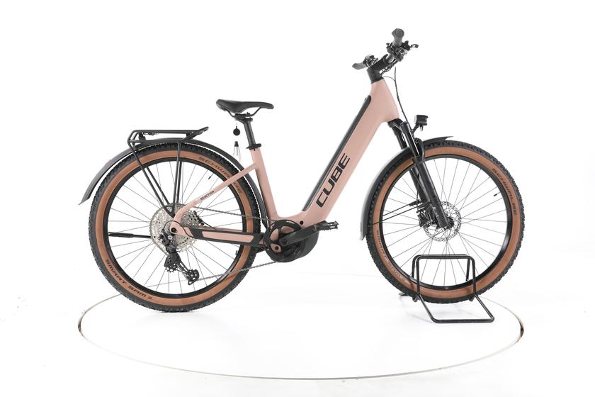 Cube Reaction Hybrid Pro Trekking E-Bike Tiefeinsteiger - 164-173cm