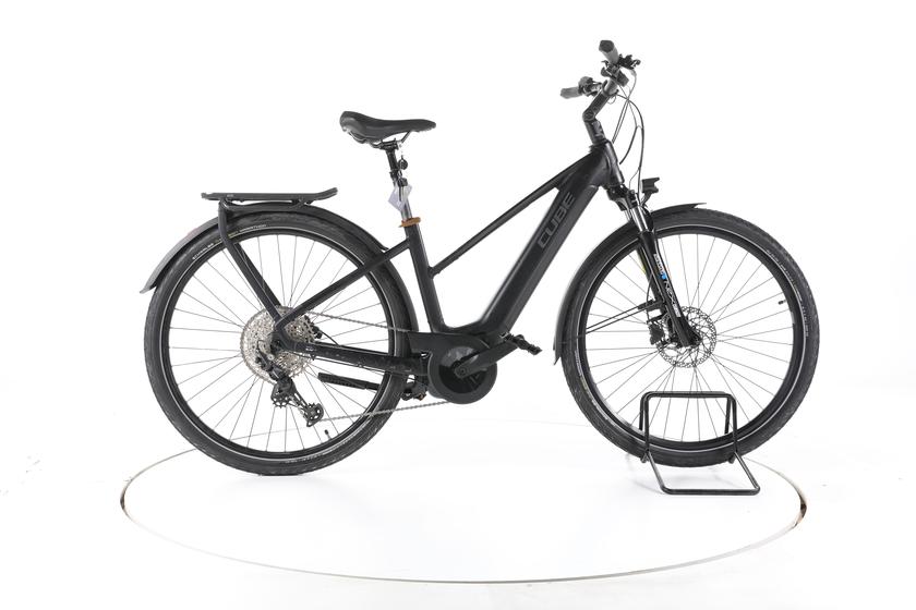 Cube Touring Hybrid Pro 625 Trekking E-Bike - 155-163cm