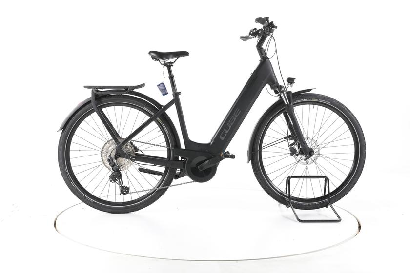 Cube Touring Hybrid Pro 625 Vélo Électrique de Trekking Cadre bas