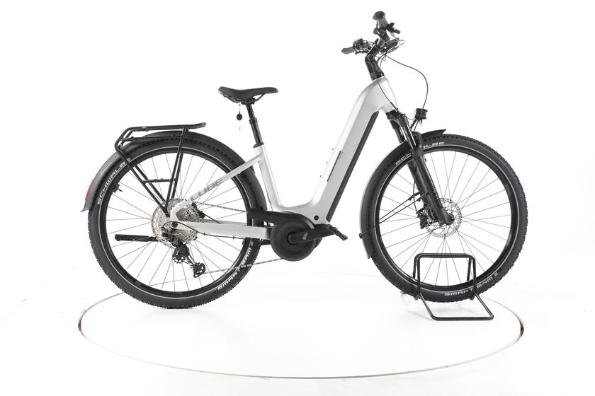 Cube Nuride Hybrid EXC Vélo Électrique de Trekking Cadre bas 2026