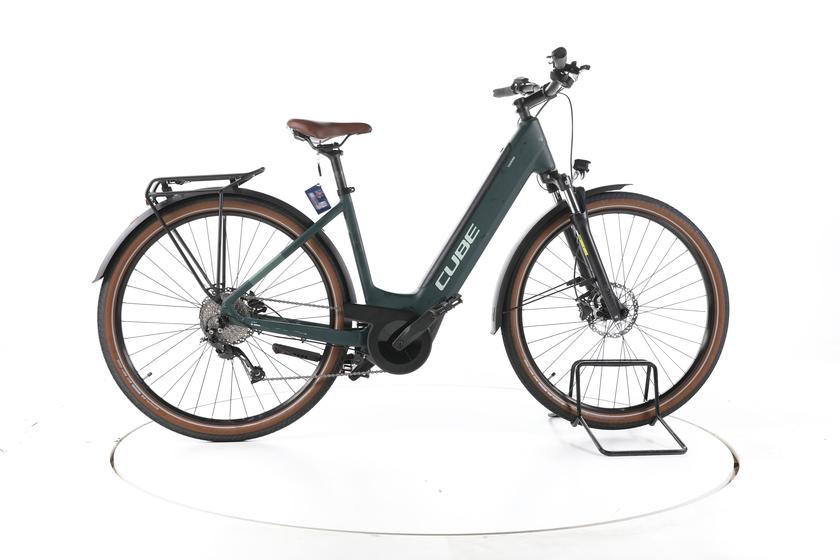 Cube Touring Hybrid One Trekking E-bike Lage instap