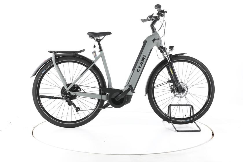 Cube Kathmandu Hybrid ONE Trekking E-Bike Tiefeinsteiger - 171-178cm