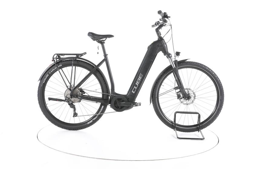 Cube Nuride Hybrid Pro 750 Allroad Trekking E-Bike Tiefeinsteiger - 171-179cm