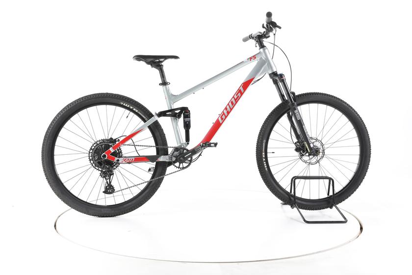 Ghost Kato FS VTT tout suspendu