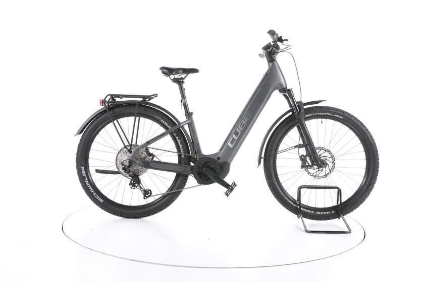 Cube Reaction Hybrid Race 750 Trekking E-Bike Tiefeinsteiger - 157-164cm