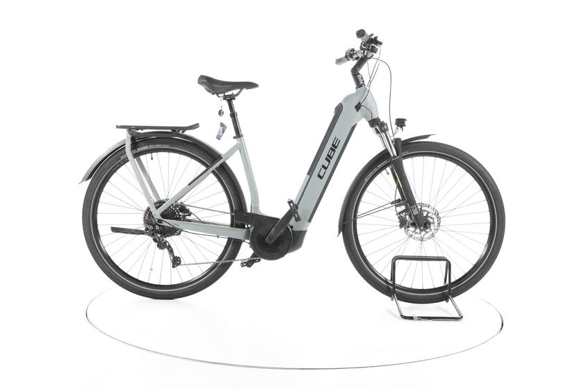 Cube Kathmandu Hybrid One Vélo Électrique de Trekking Cadre bas
